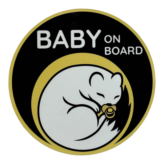 オコジョの BABY ON BOARD マグネットステッカー