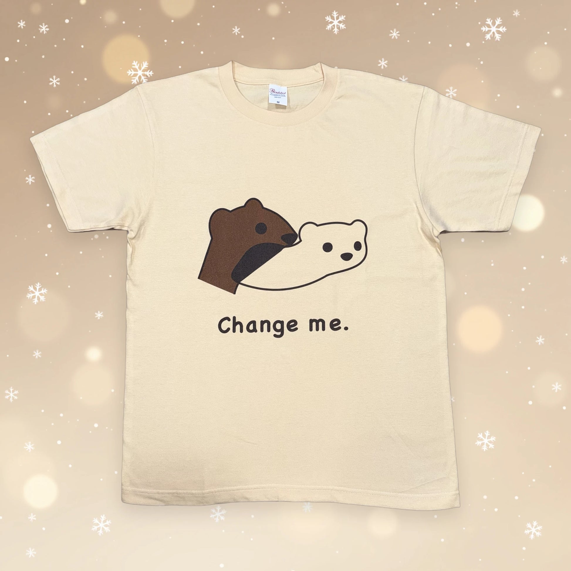 夏毛と冬毛のおこじょ（オコジョ）をプリントしたTシャツ「Change me.」ナチュラル｜okojoya
