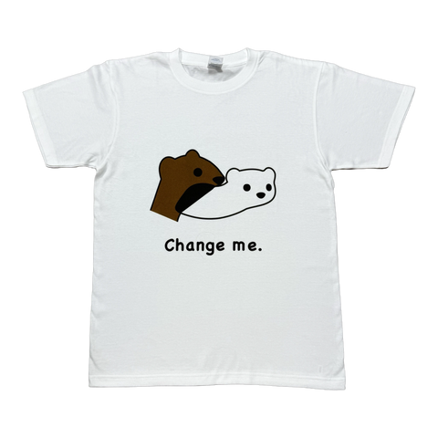 夏毛と冬毛のおこじょ（オコジョ）をプリントしたTシャツ「Change me.」ホワイト｜okojoya